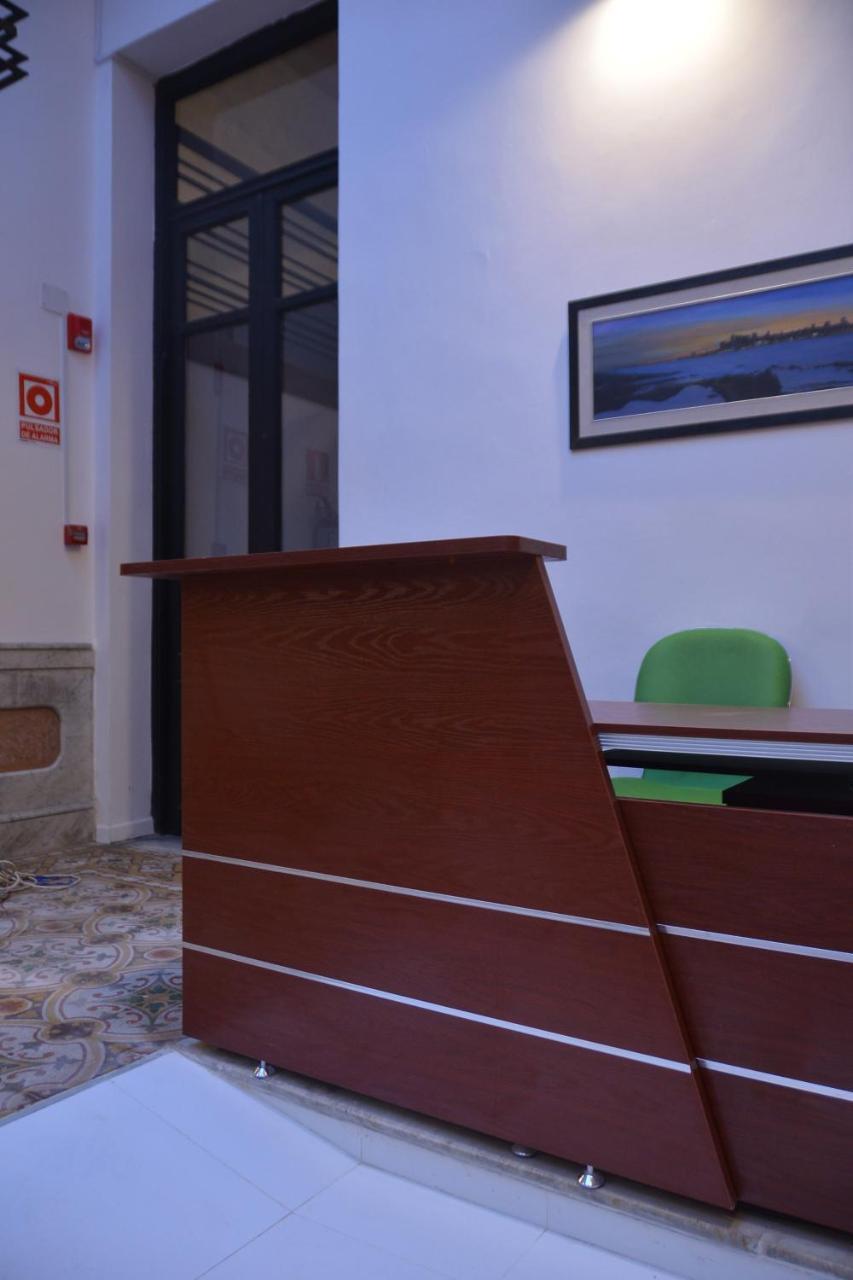 Piano Sur Hostel Montevideo Dış mekan fotoğraf